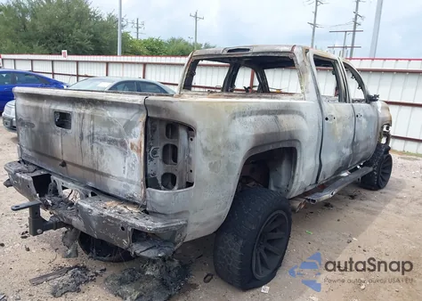 2015 GMC Sierra 1500 Denali z USA, uszkodzony, nr VIN 3GTU2WEJXFG307163